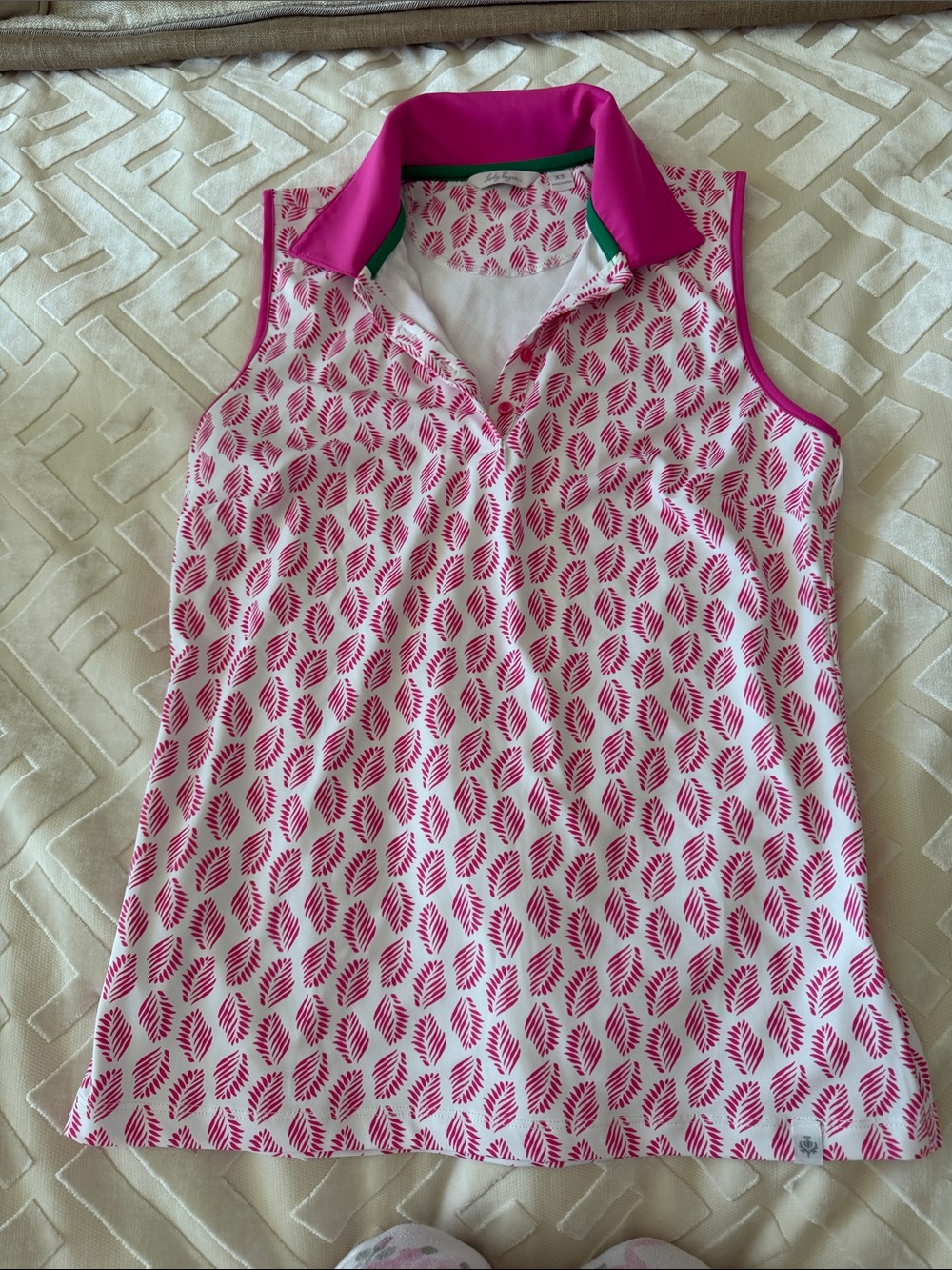 Lady Hagen Sleeveless Pink Leaf-Print Polo Tank with Magenta Collar